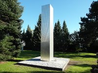 Heinz Mack, Silber-Stele (Silver-Stele), 2015