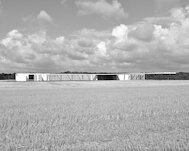 Joachim Brohm, MMS BW I (aus der Serie "Mies Model Study (Golfclub) 2013-14"), 2014, &copy; Joachim Brohm, VG Bild-Kunst, Bonn