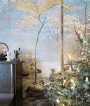 Thomas Wrede, Mozart und trinkender Mann vor Herbstlandschaft (aus der Serie 'Domestic Landscapes'), 2000, &copy; Thomas Wrede, VG-Bildkunst, Bonn