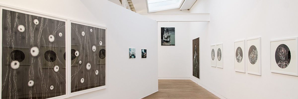 Ein Augenblick! Four young greek artists