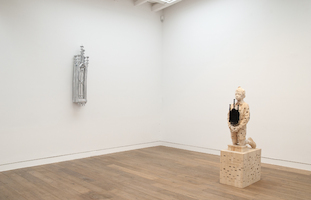 Gehard Demetz. Contenitore