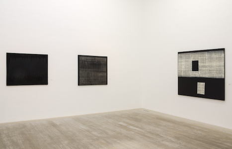 HEINZ MACK. ZERO-MALEREI, Akademie-Galerie – Die Neue Sammlung, Düsseldorf, 2017 (c) Beck & Eggeling International Fine Art