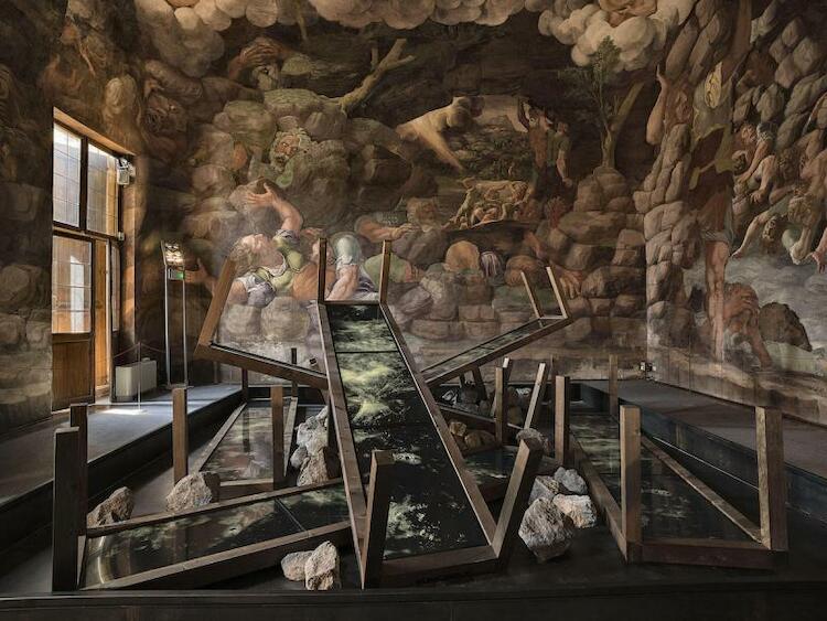 Fabrizio Plessi_The soul of stone_Pushkin Museum_3.jpg